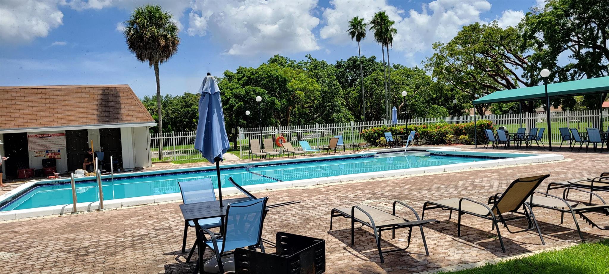 LAKEWOOD ON THE GREEN SEC - Residential