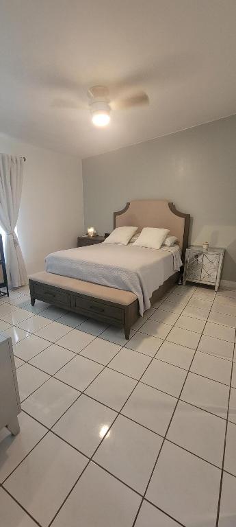 LAKEWOOD ON THE GREEN SEC 2 - Residential