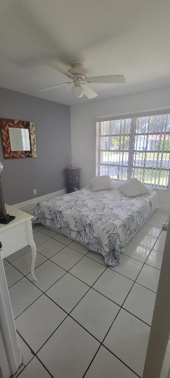 LAKEWOOD ON THE GREEN SEC 2 - Residential