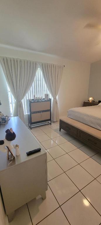 LAKEWOOD ON THE GREEN SEC 2 - Residential