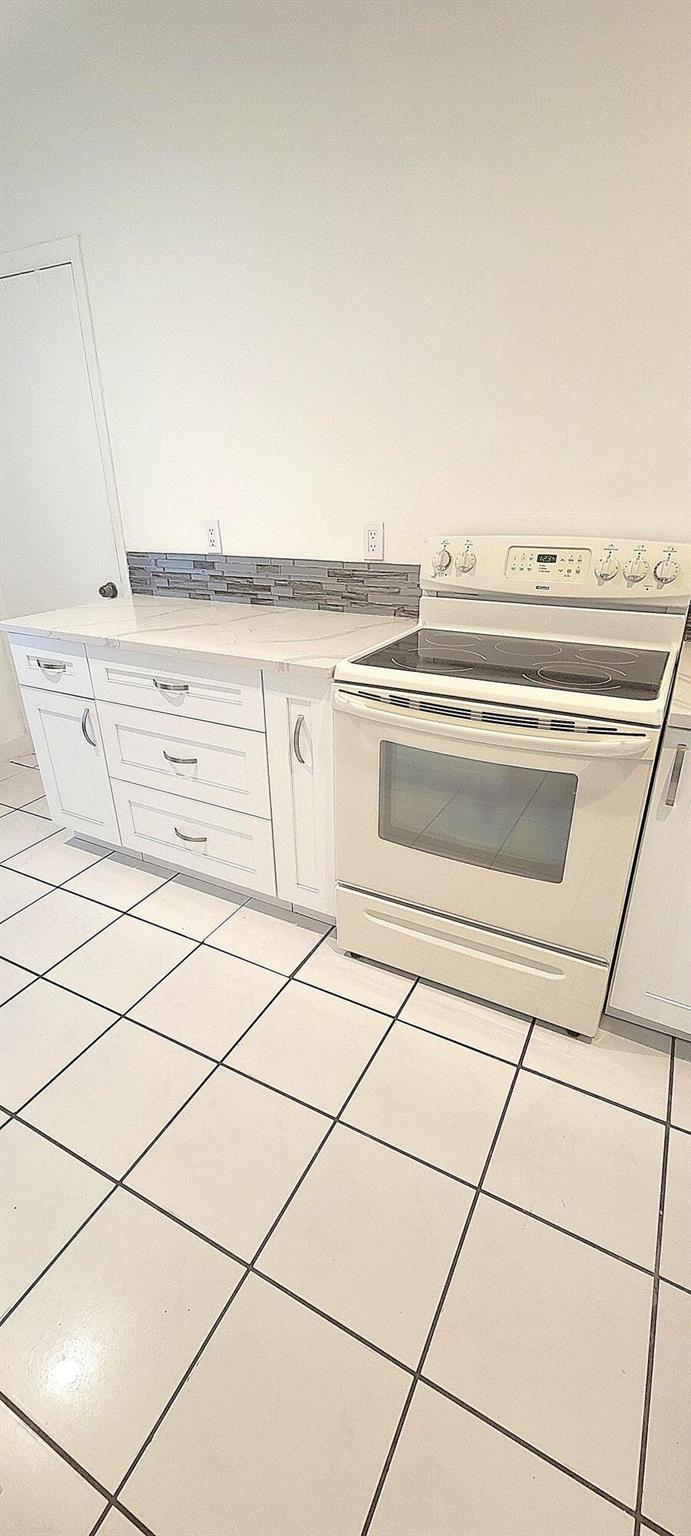 LAKEWOOD ON THE GREEN SEC - Residential