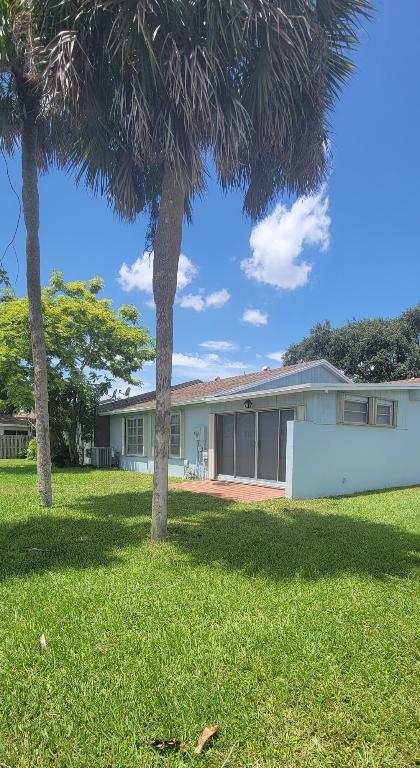 LAKEWOOD ON THE GREEN SEC 2 - Residential