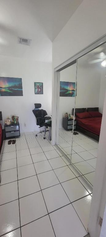 LAKEWOOD ON THE GREEN SEC 2 - Residential