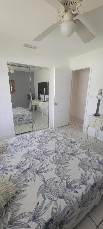 LAKEWOOD ON THE GREEN SEC 2 - Residential