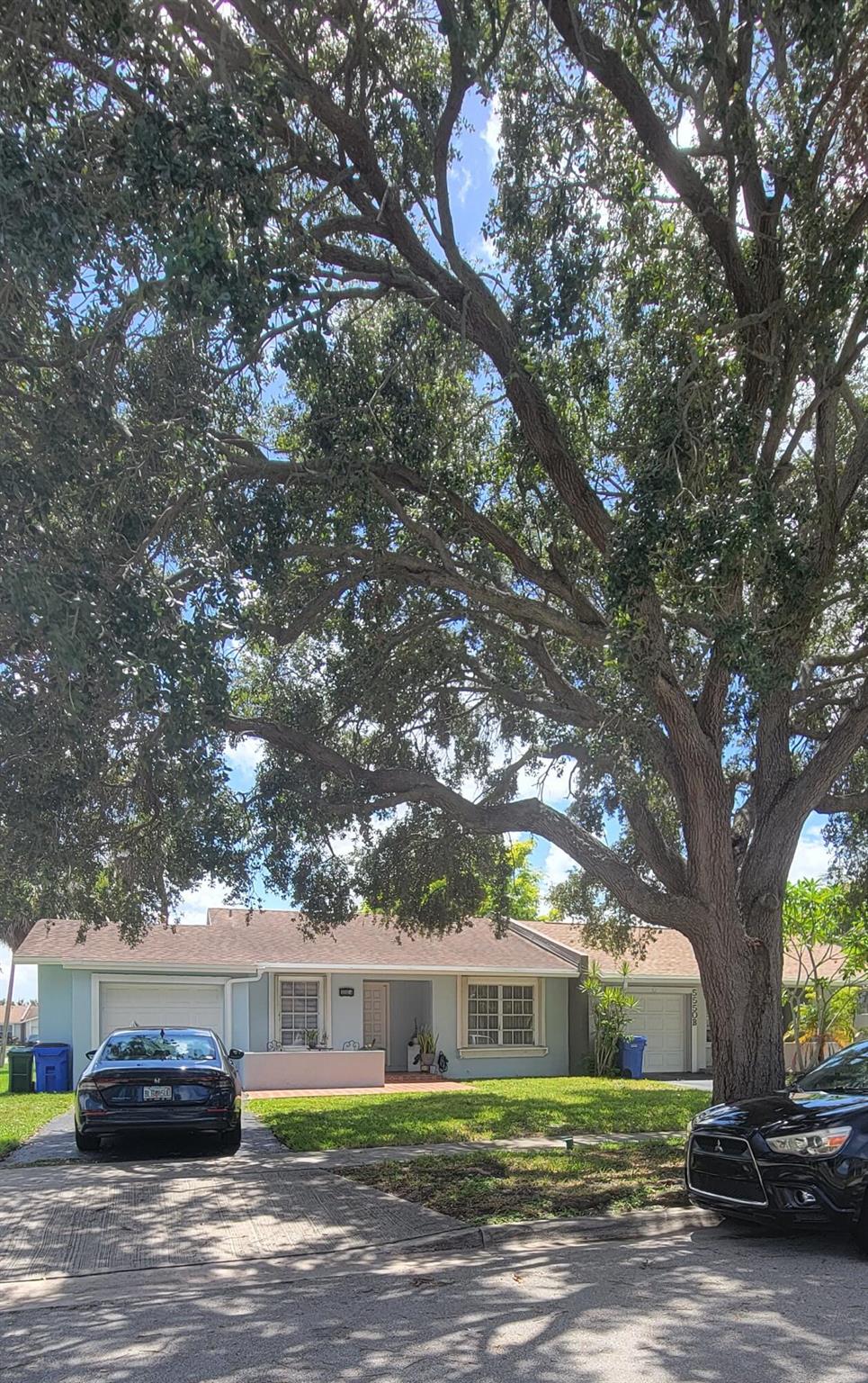 LAKEWOOD ON THE GREEN SEC - Residential