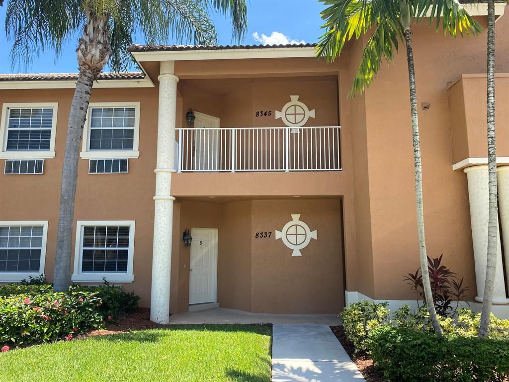 Photo of 8337 Mulligan Circle #B, Saint Lucie West, FL 34986 (MLS # R10703918)