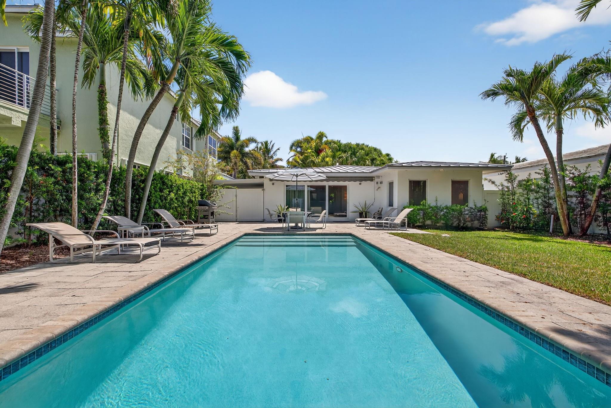 LAUDERDALE BEACH 4-2 B - Residential