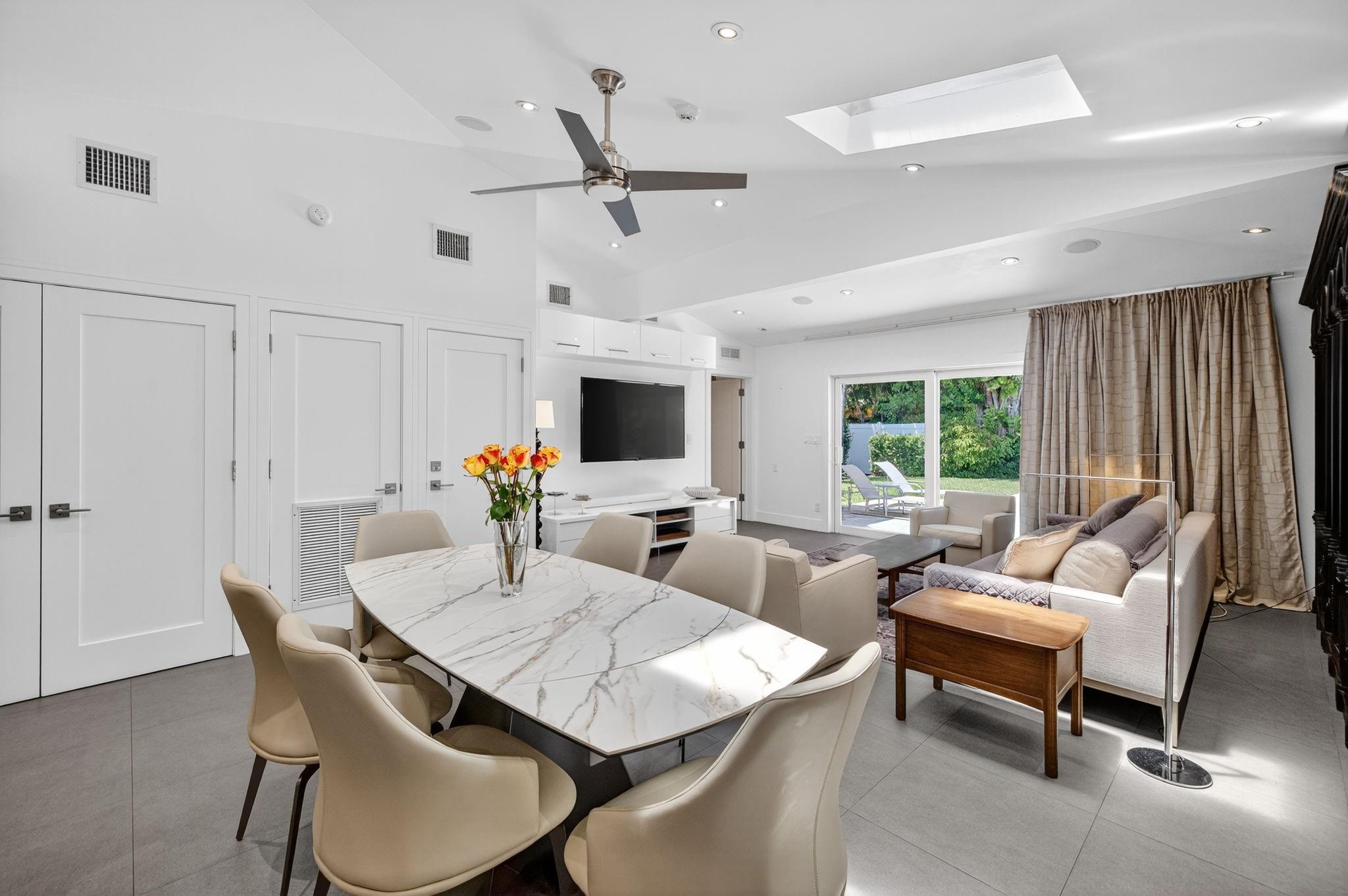 LAUDERDALE BEACH 4-2 B - Residential