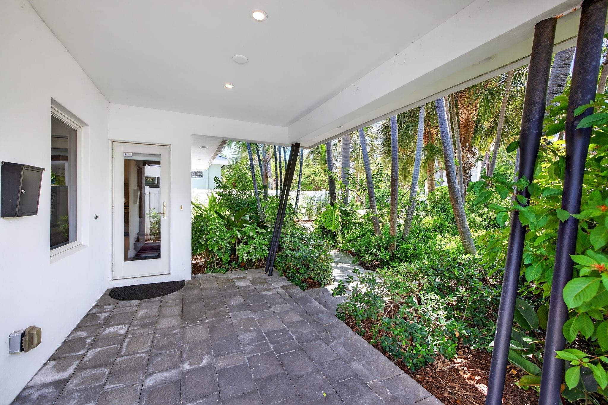 LAUDERDALE BEACH 4-2 B - Residential