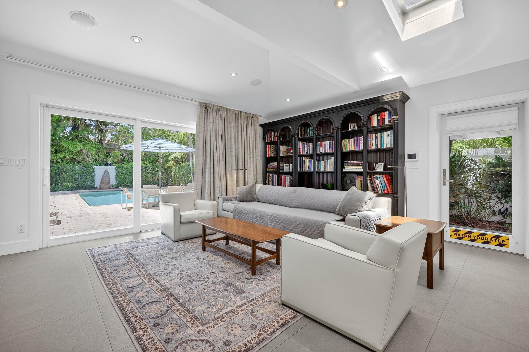 LAUDERDALE BEACH 4-2 B - Residential