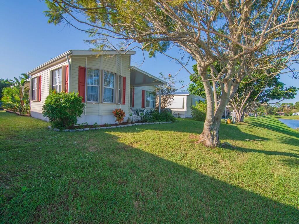 Photo of 508 Thames Bluff Ridge, Fort Pierce, FL 34982 (MLS # R10936160)