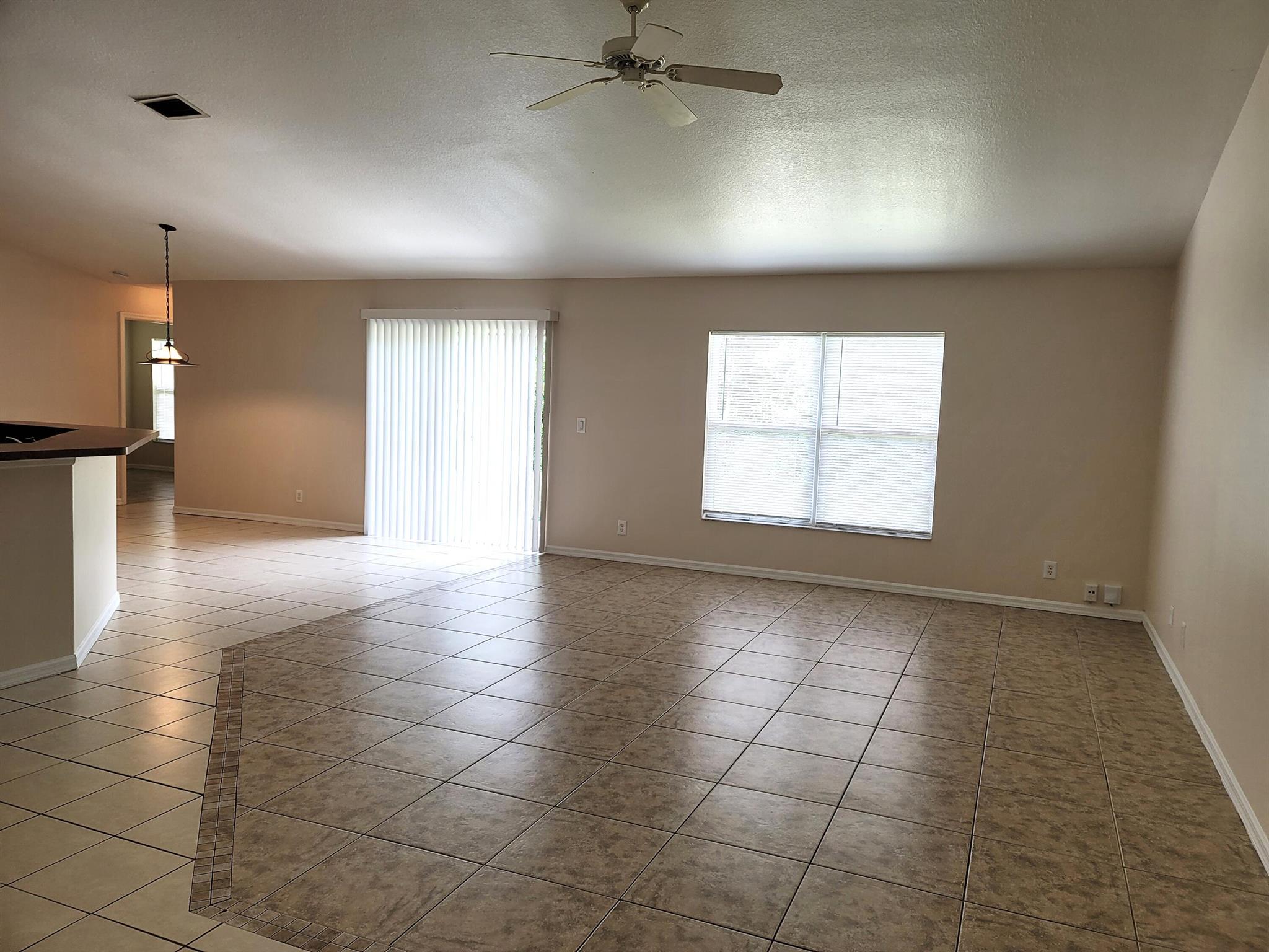 PORT ST LUCIE SECTION 15 - Residential Lease
