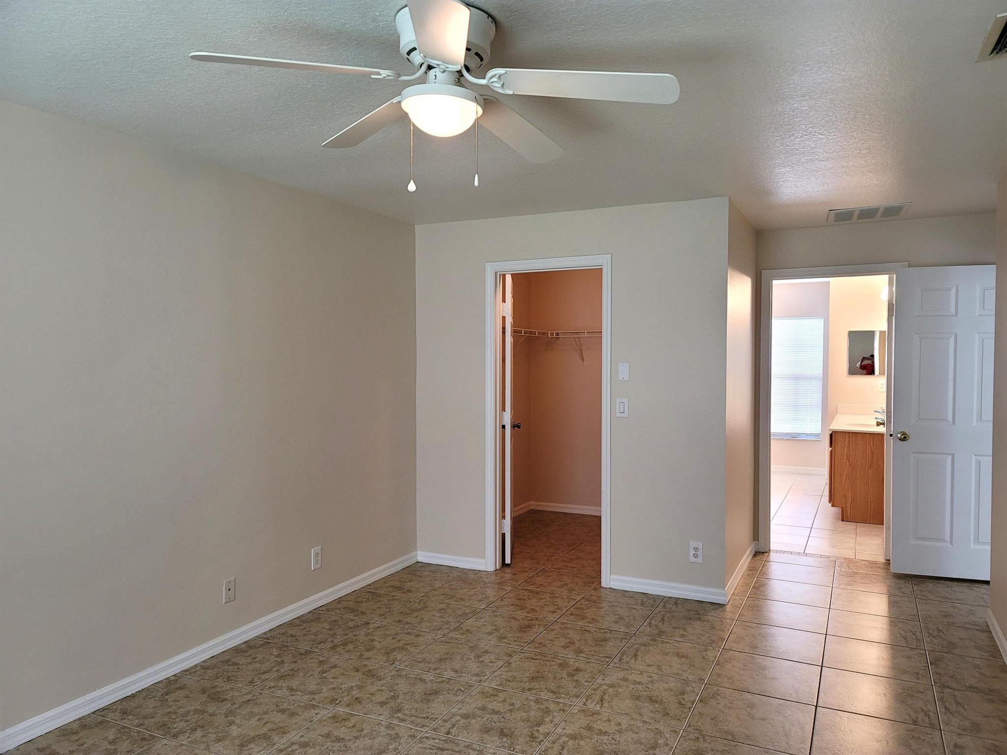 PORT ST LUCIE SECTION 15 - Residential Lease