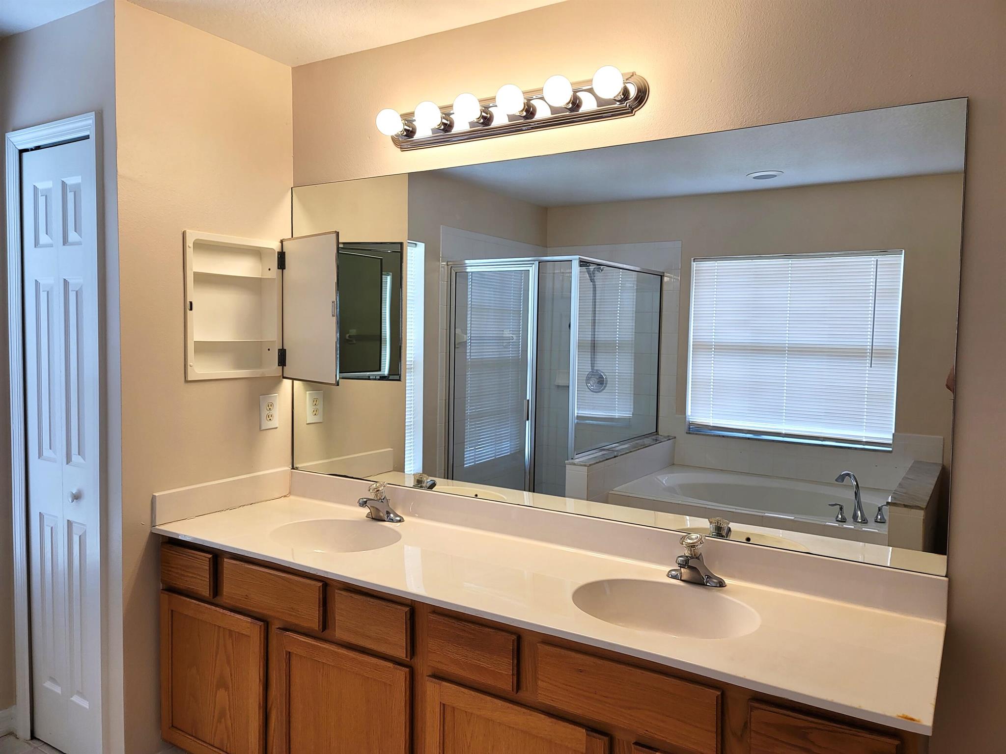 PORT ST LUCIE SECTION 15 - Residential Lease