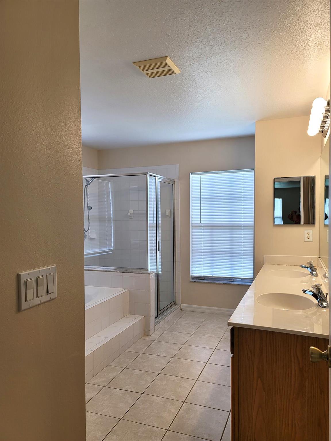 PORT ST LUCIE SECTION 15 - Residential Lease