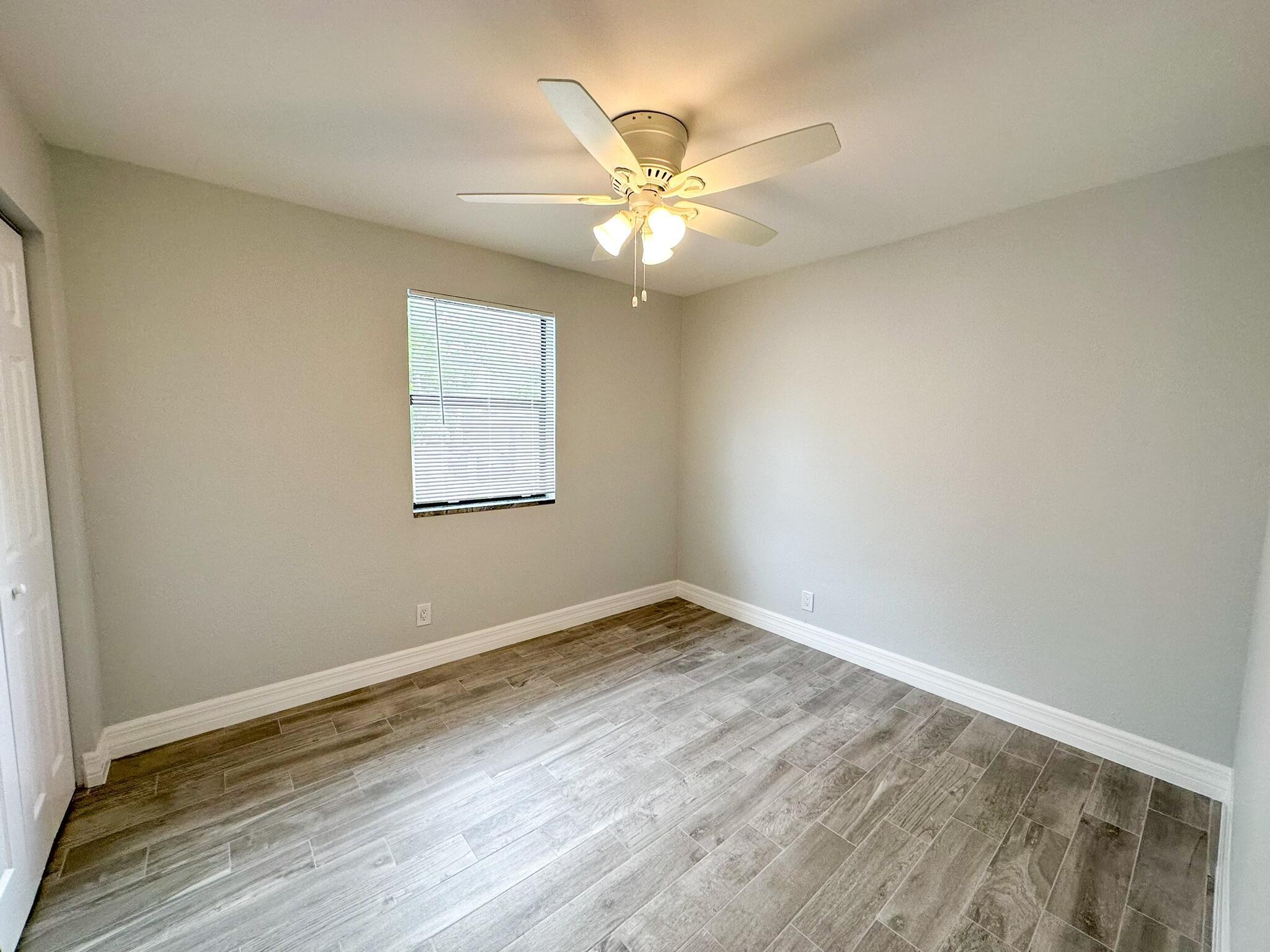 FRESHWATER 11TH & 12TH AVE ADD - Residential Lease