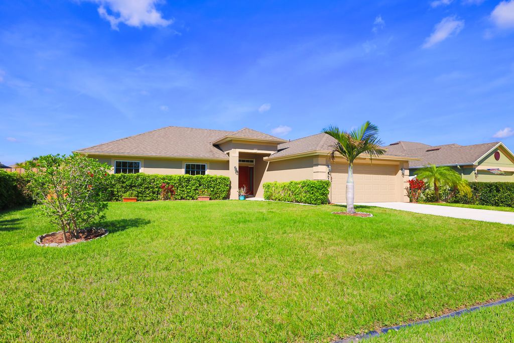 Photo of 5776 NW Lynn Court, Port Saint Lucie, FL 34986 (MLS # R10868340)