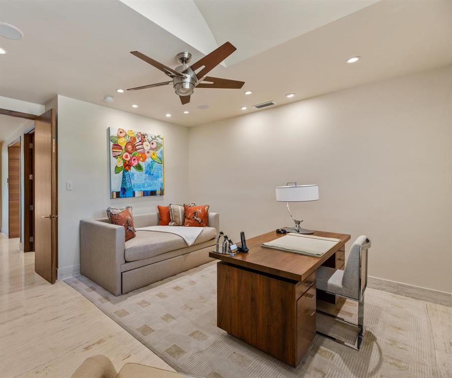 EQUESTRIAN CLUB ESTATES 1 - Residential