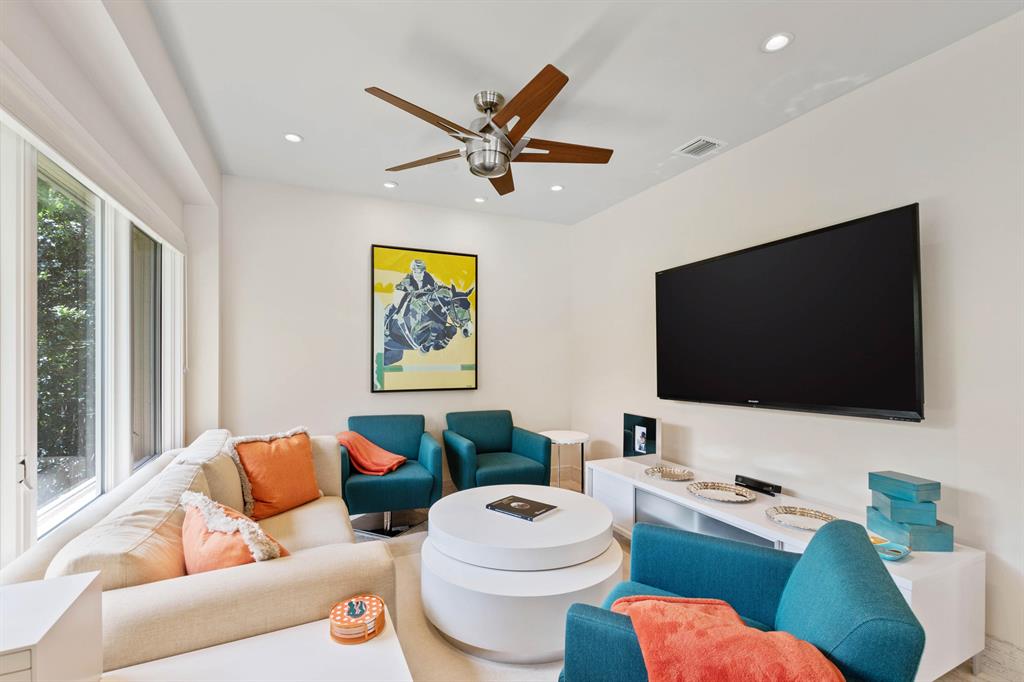 EQUESTRIAN CLUB ESTATES 1 - Residential