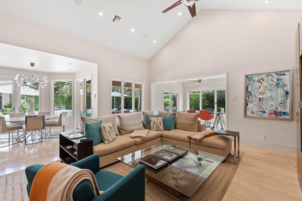 EQUESTRIAN CLUB ESTATES 1 - Residential