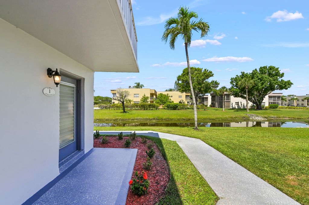 Photo of 1 Burgundy, Delray Beach, FL 33484 (MLS # B26026610)