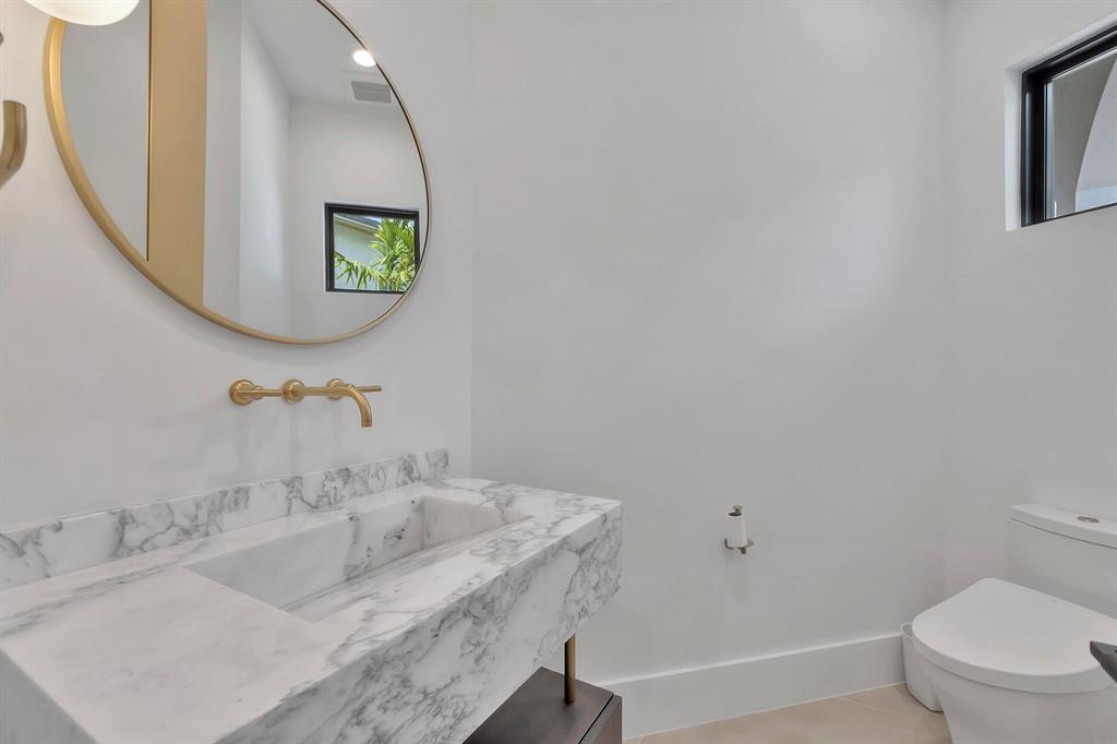 ENCLAVE - Residential