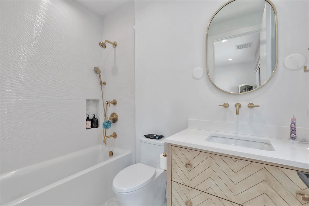 ENCLAVE - Residential