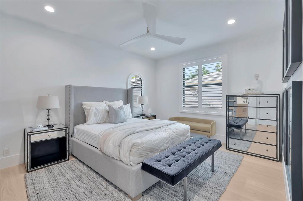 ENCLAVE - Residential