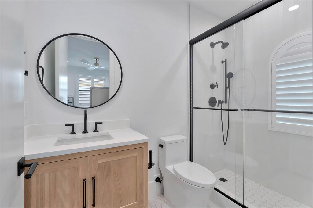 ENCLAVE - Residential