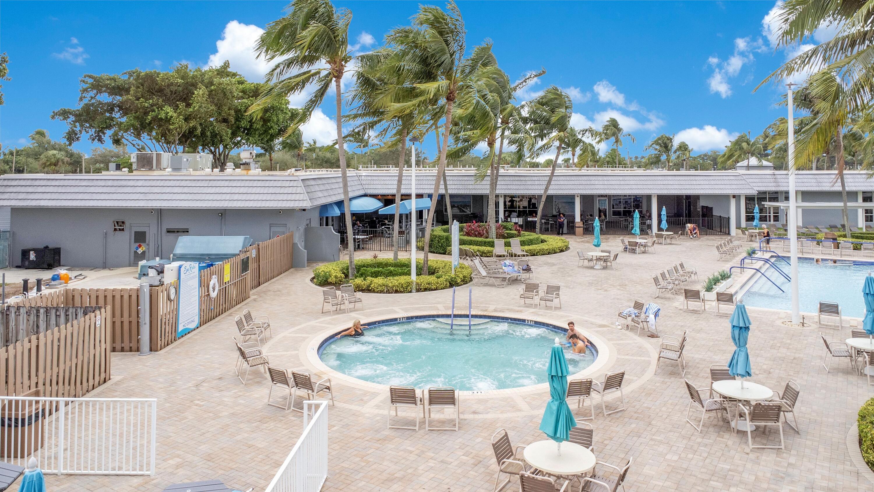 KINGS POINT VALENCIA CONDOS - Residential