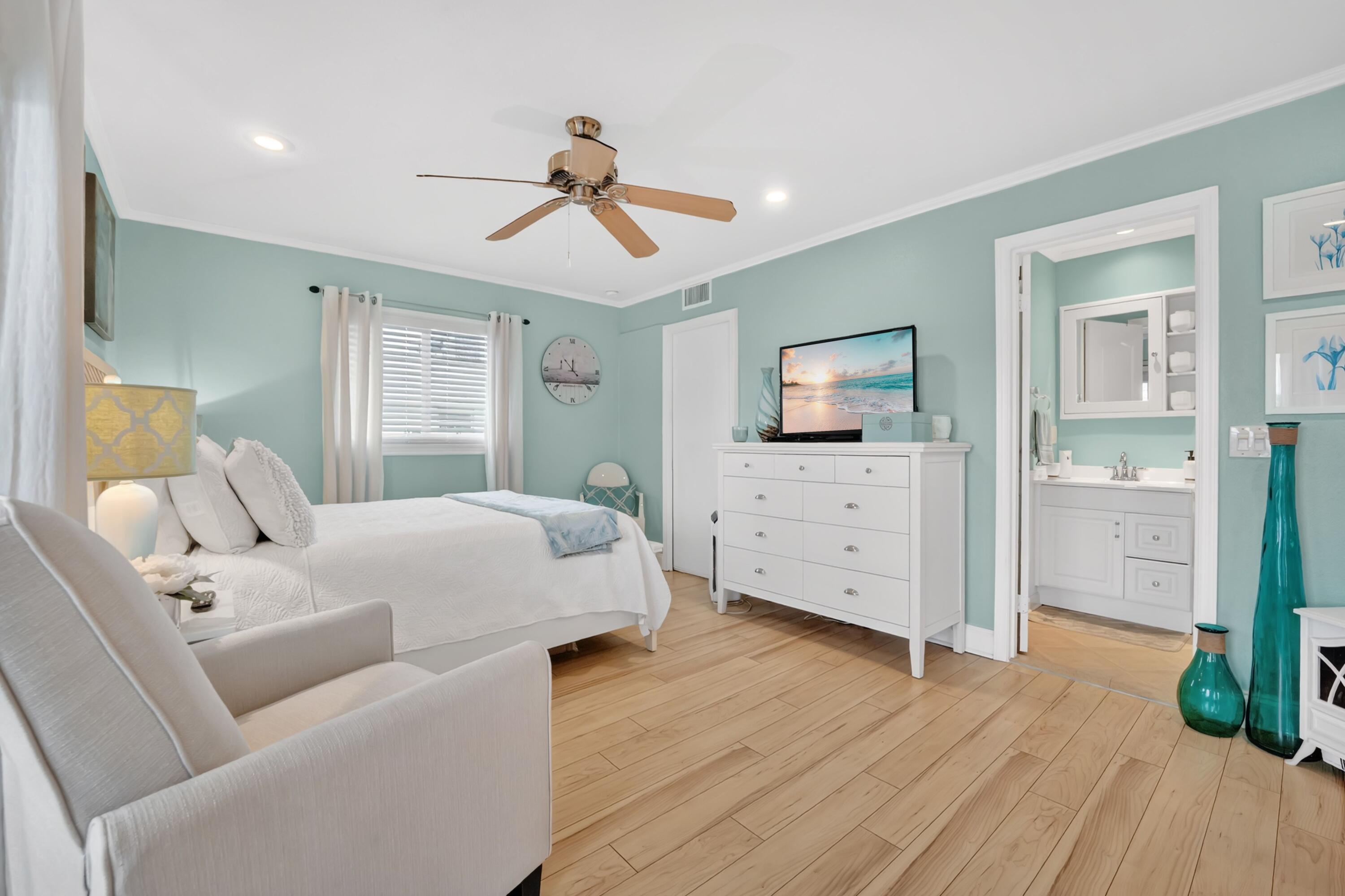 KINGS POINT VALENCIA CONDOS - Residential
