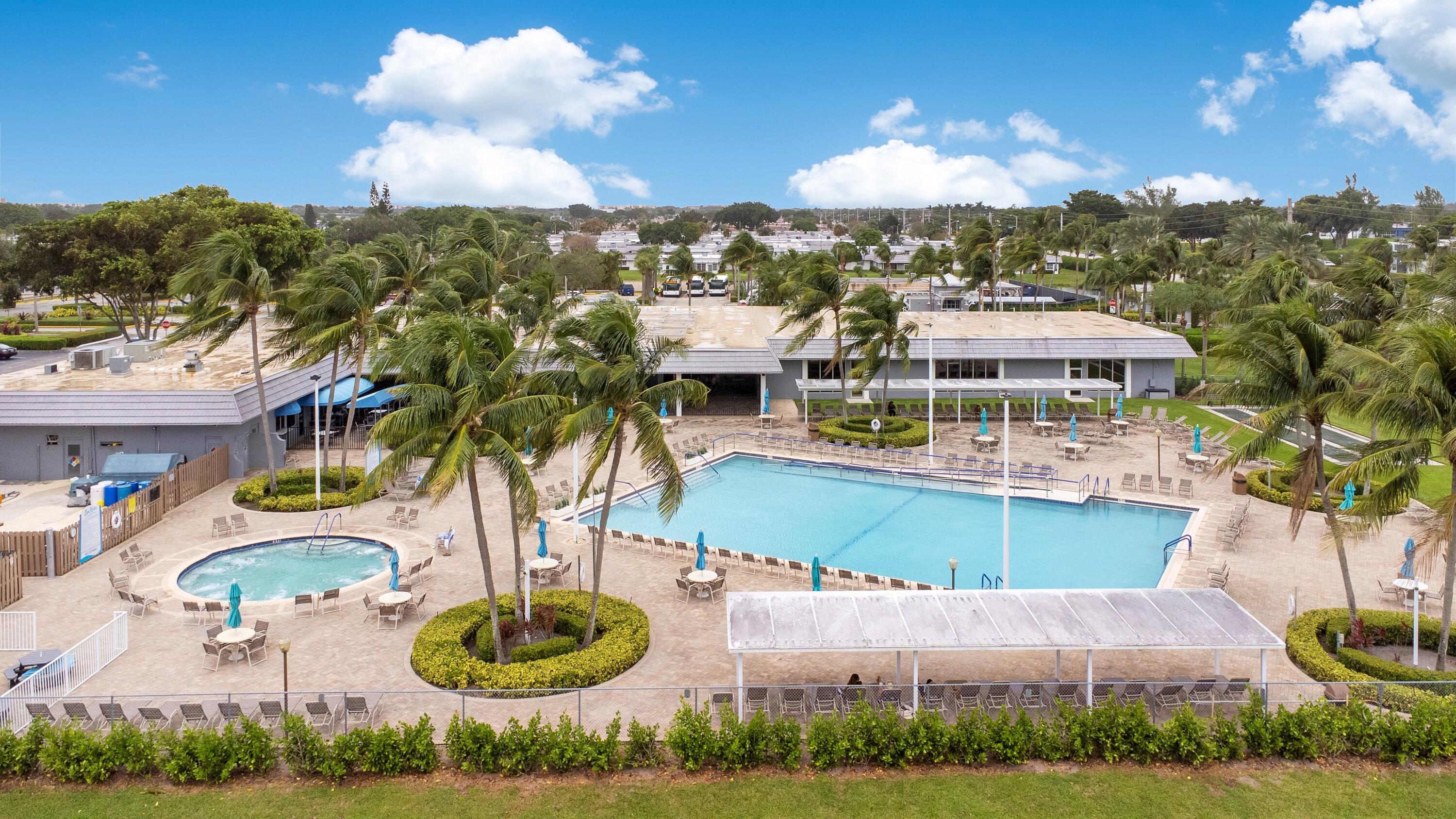 KINGS POINT VALENCIA CONDOS - Residential