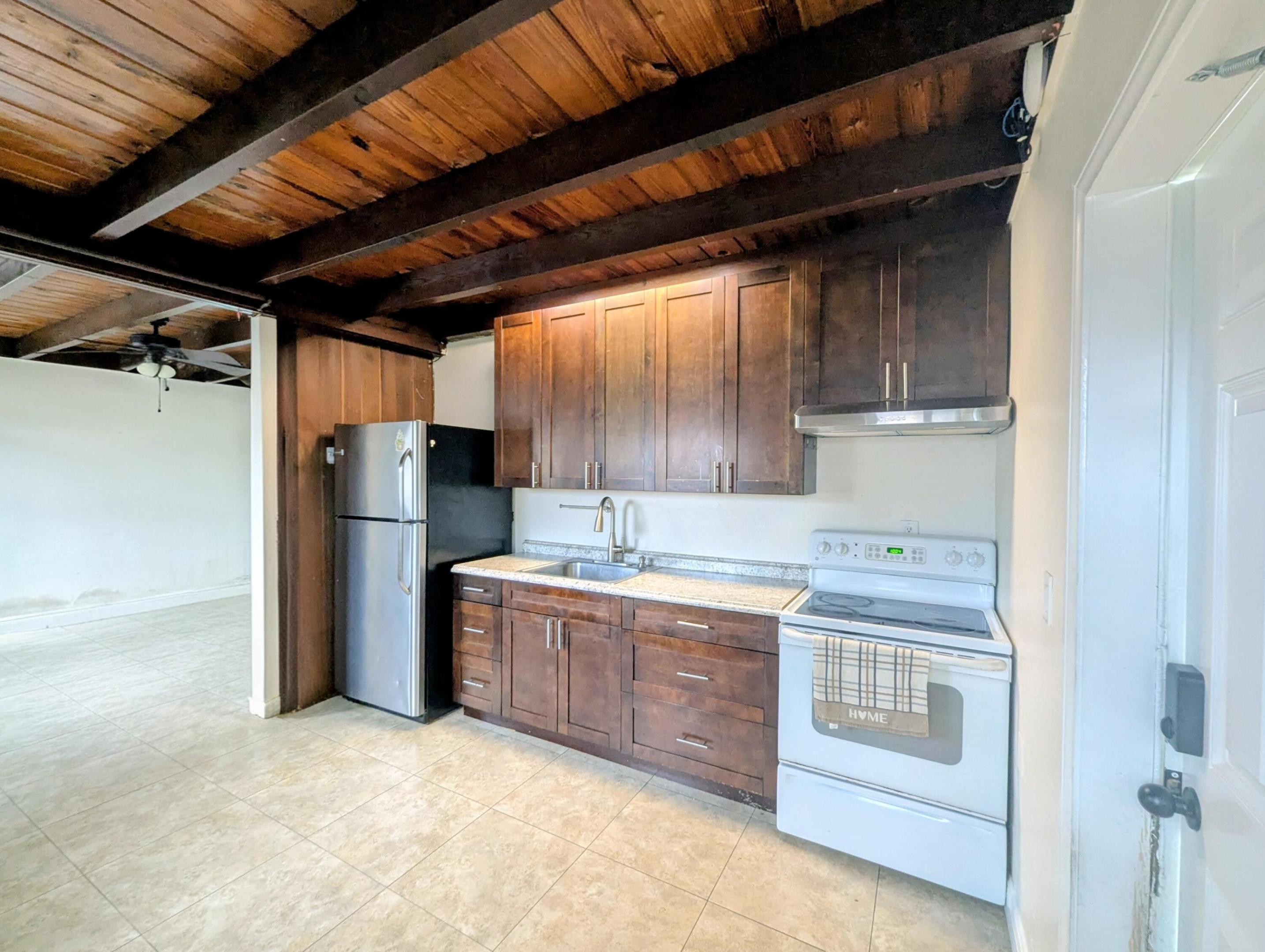 THE COVE - Residential Lease