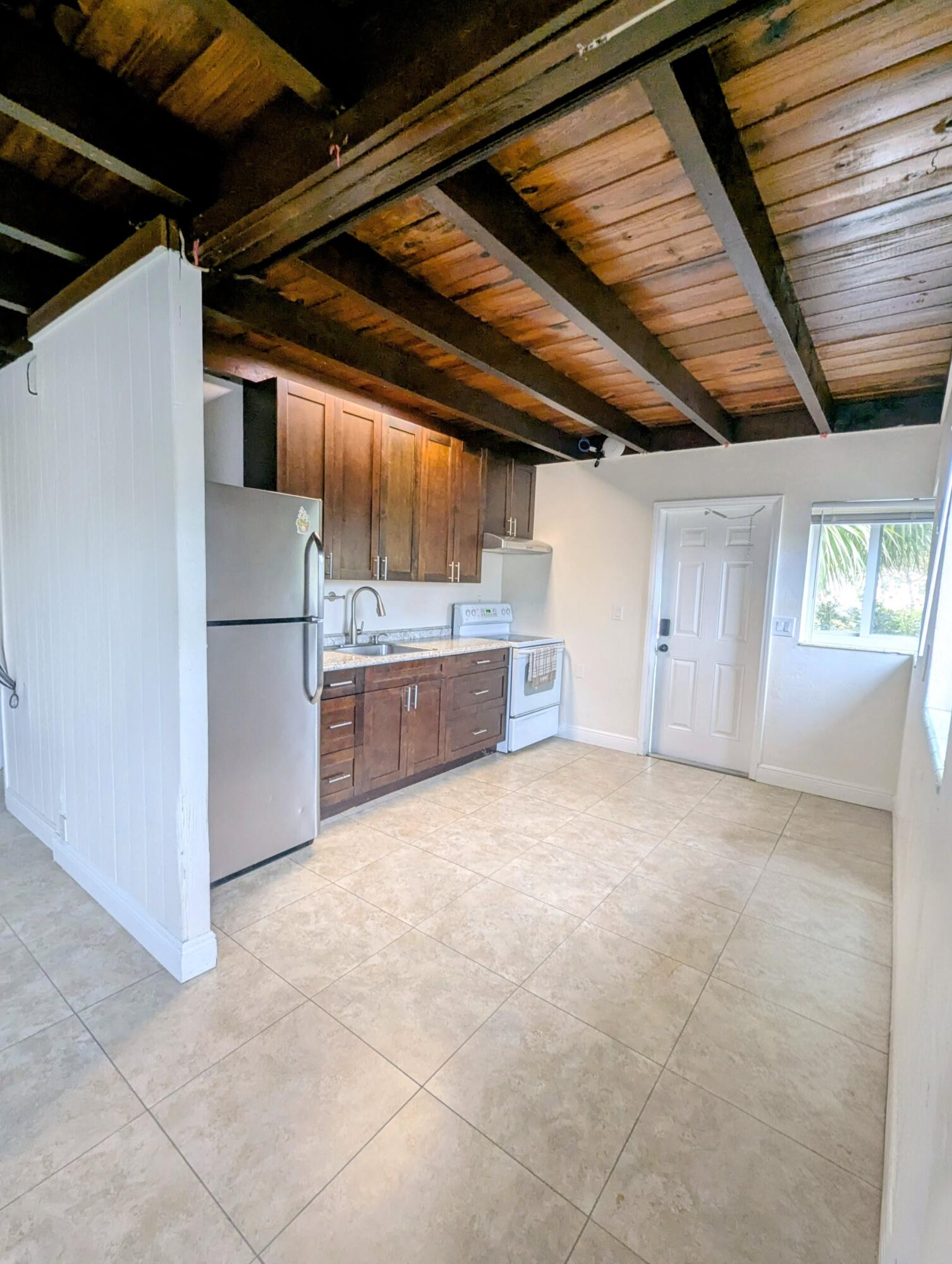 THE COVE - Residential Lease