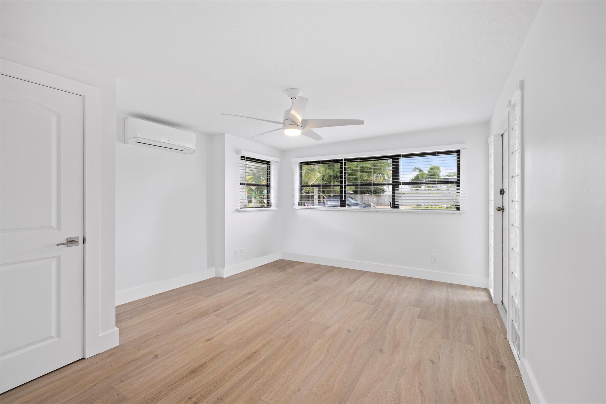 SEAGATE HARBOR - Residential Lease