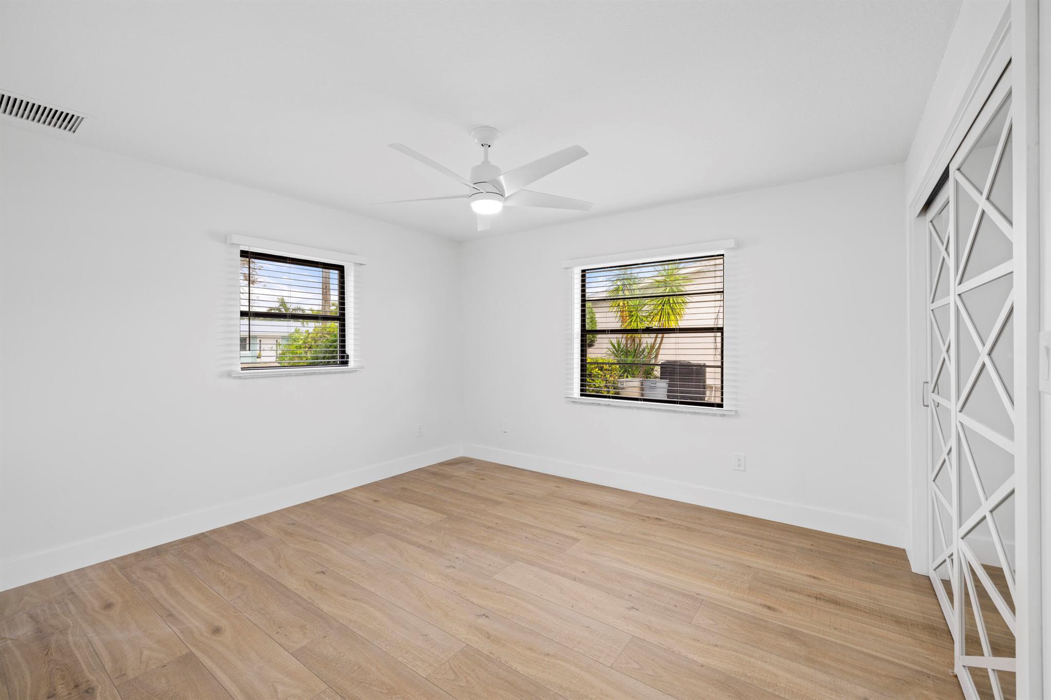 SEAGATE HARBOR - Residential Lease