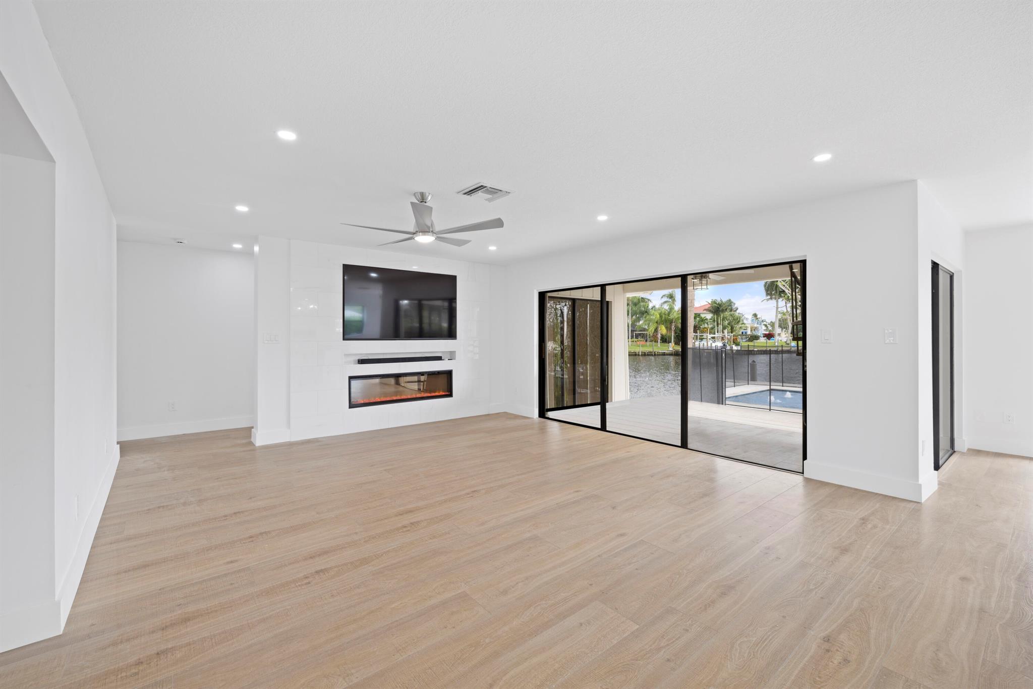 SEAGATE HARBOR - Residential Lease