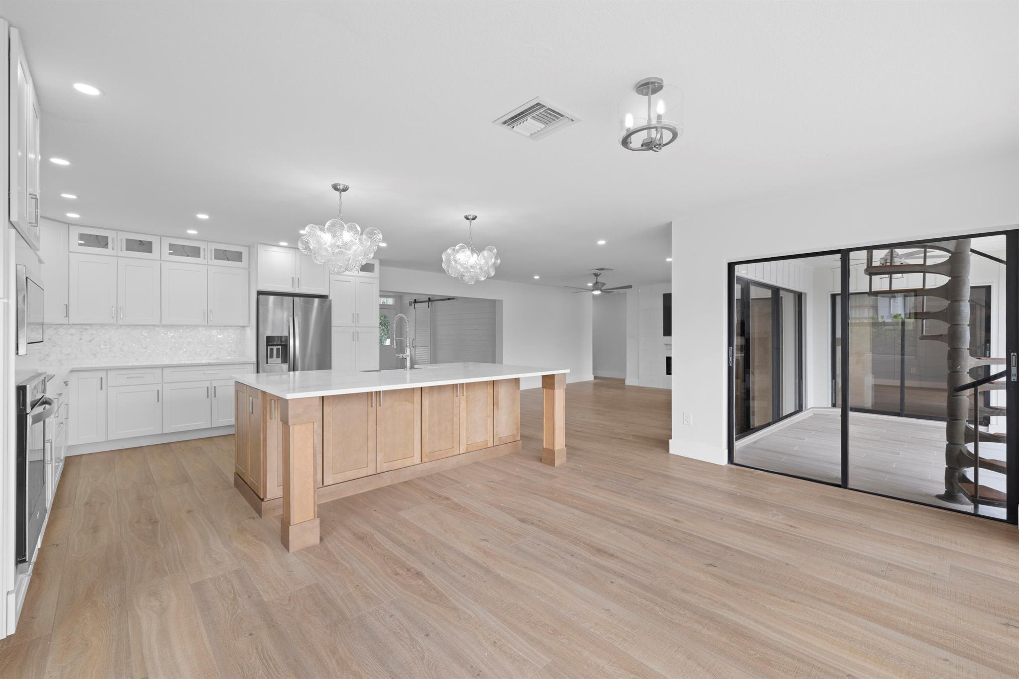 SEAGATE HARBOR - Residential Lease