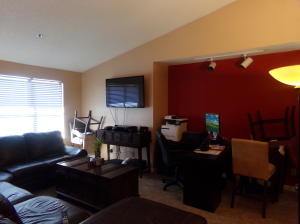 Very nice 2 bedroom condo. Recently renovated, move in ready, rentals OK!