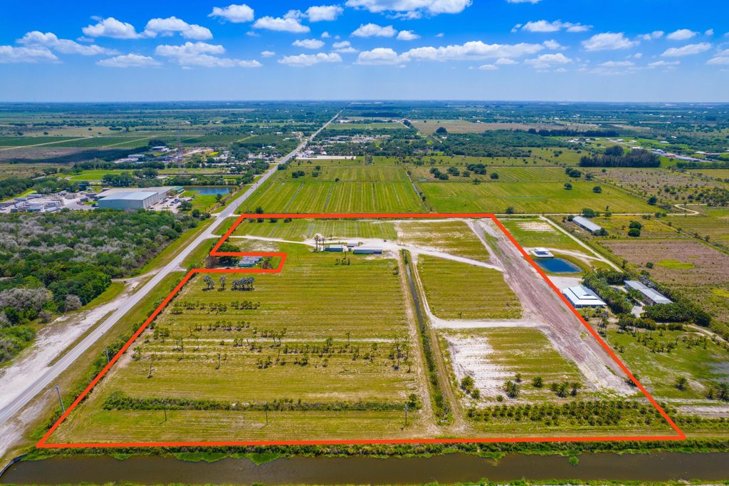Photo of 0 Orange Avenue, Fort Pierce, FL 34945 (MLS # B26018774)
