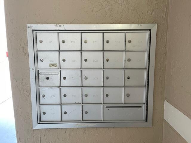 ST ANDREWS AT BOYNTON BEA - Residential Lease