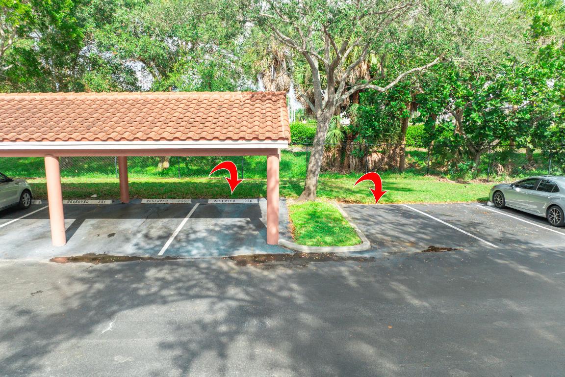 ST ANDREWS AT BOYNTON BEACH CONDO - Residential Lease