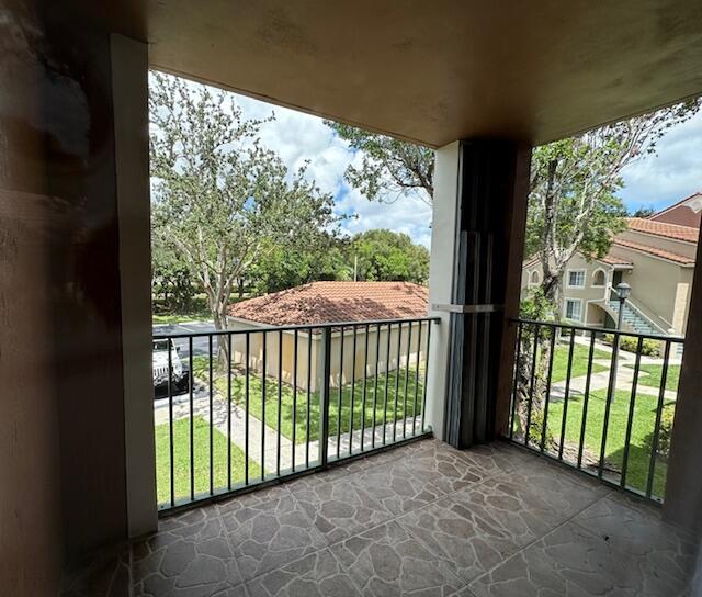 ST ANDREWS AT BOYNTON BEACH CONDO - Residential Lease