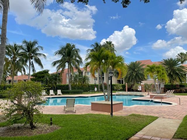 ST ANDREWS AT BOYNTON BEA - Residential Lease