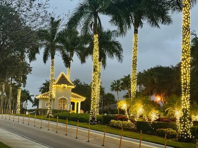 ST ANDREWS AT BOYNTON BEA - Residential Lease