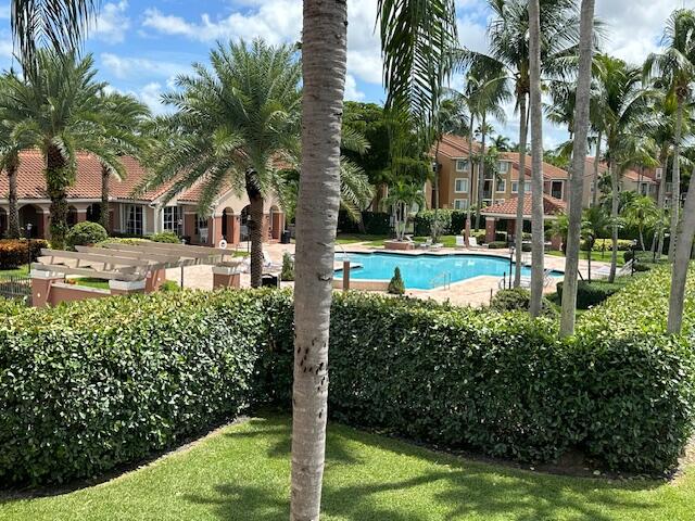 ST ANDREWS AT BOYNTON BEACH CONDO - Residential Lease