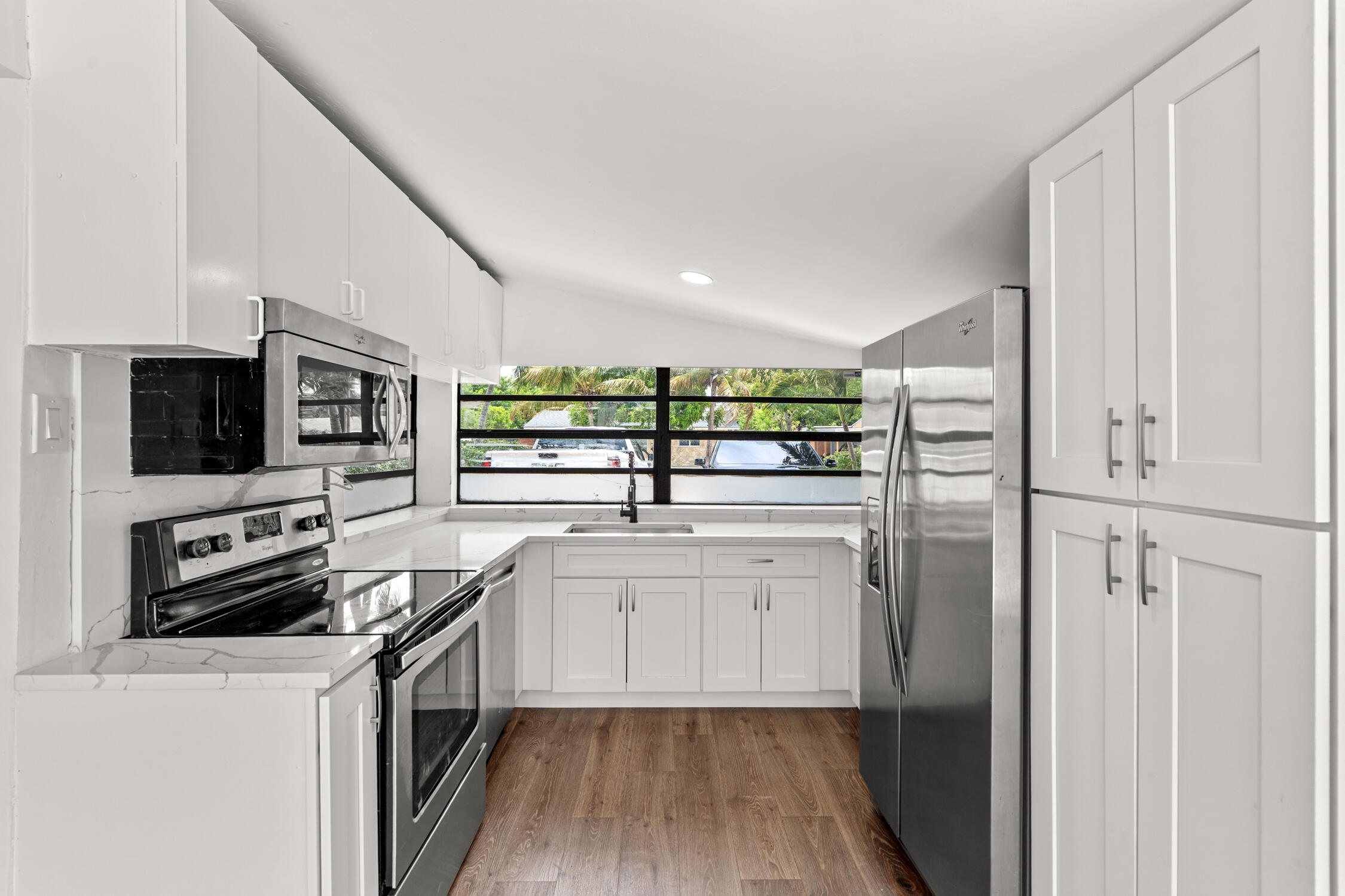 340 NE 26th Court