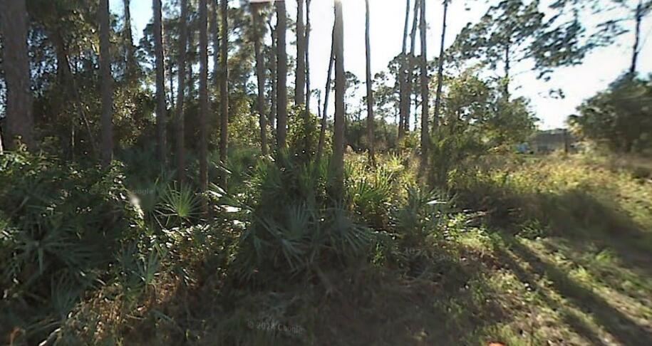 Great opportunity to build your dream home on a beautiful lot in quaint neighborhood of Vero Beach!