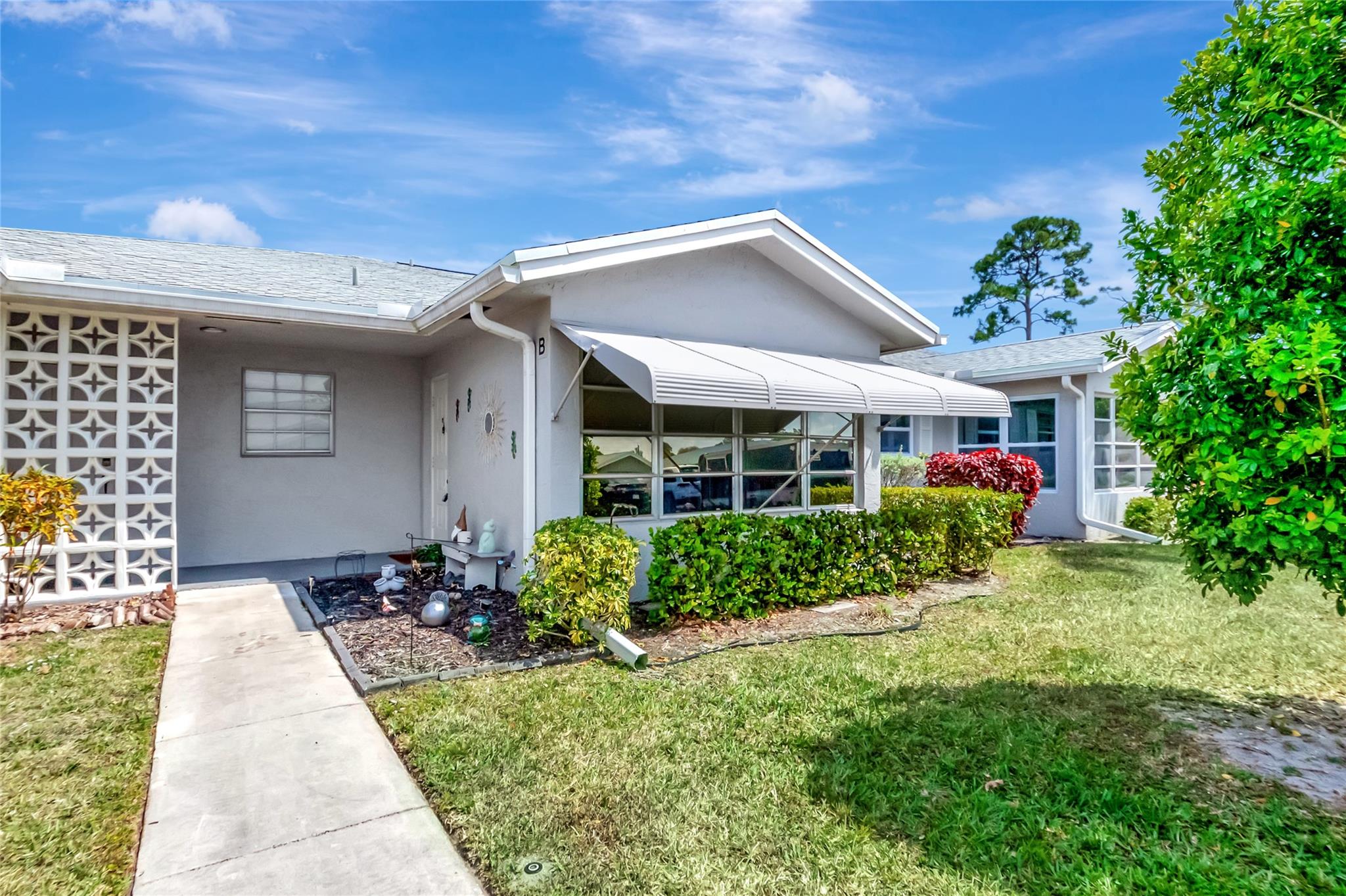 14609 W Canalview Dr B