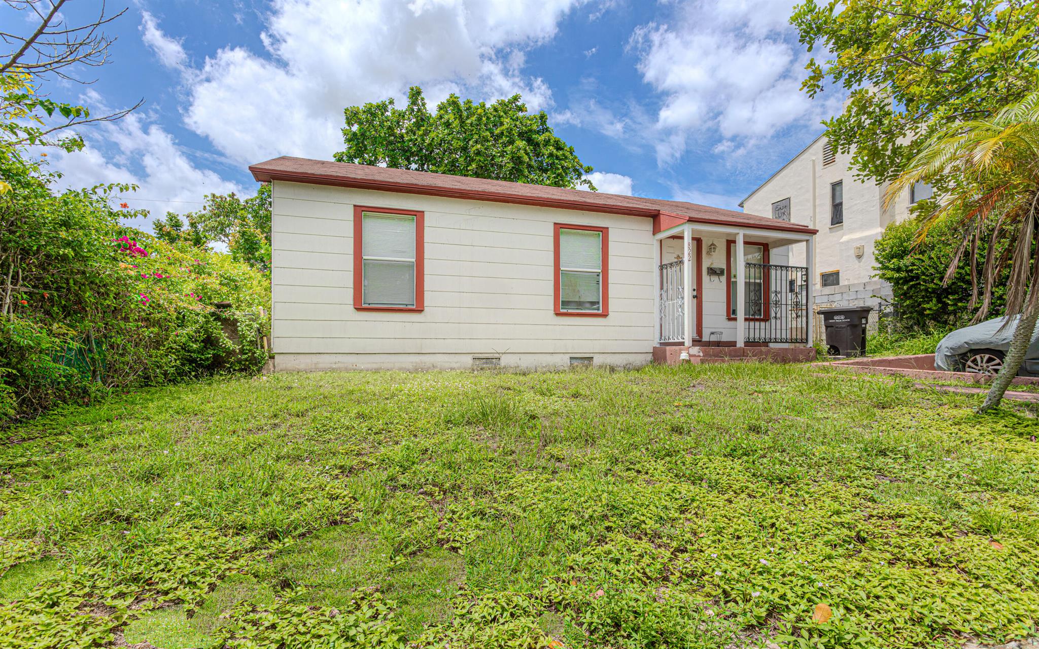 Don't miss this charming 3-bedroom, 1-bath home located on a quiet street in the up-and-coming Northwood area. Featuring all new tile flooring throughout, this home offers a fresh and modern feel. Perfect as a starter home or a great investment opportunity for rental income. Enjoy the convenience of nearby shops, dining, and easy access to downtown West Palm Beach.